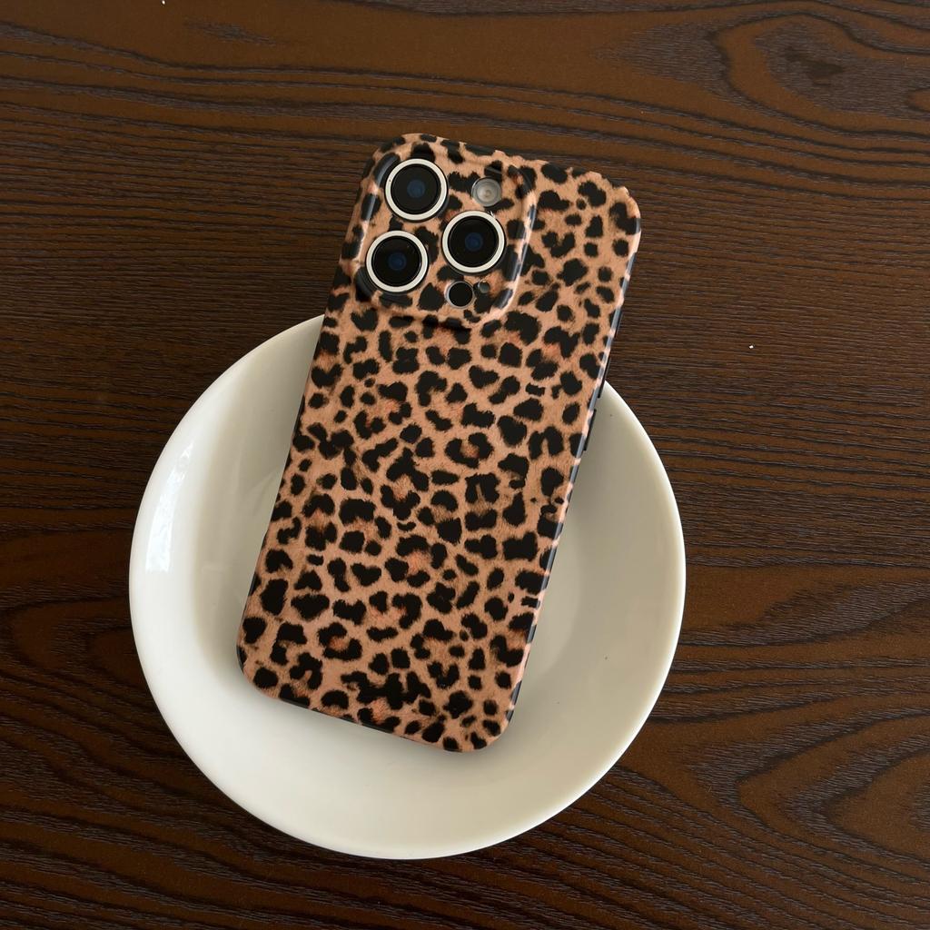 For iPhone 15 Pro Case Retro Leopard Print TPU Phone Cover