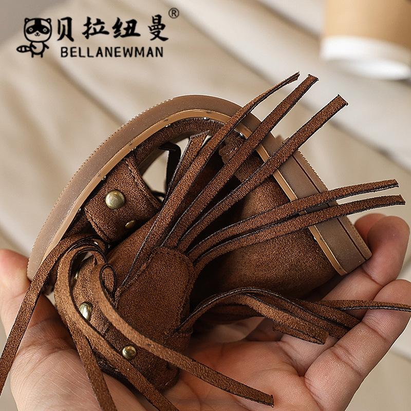 Trendy summer sandals for girls, new fashion one-strap Roman shoes, bohemian style with tassels, children's cool boots