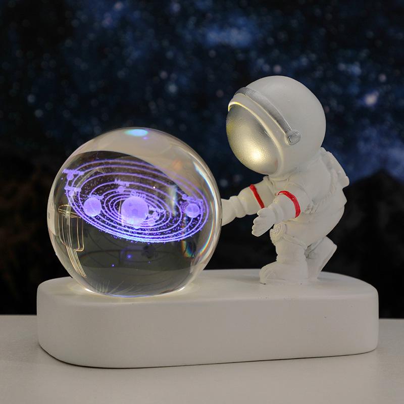 Cross-Border Astronaut Night Light: Starry Sky Crystal Ball with Luminous Base - Perfect Holiday Souvenir and Desktop Ornament.