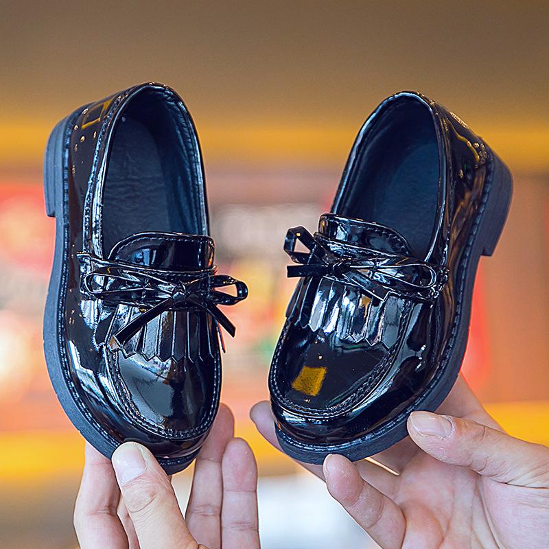 Girls Casual Leather Shoes Kids Flats Tassels with Bow-knot British Soft Slip-on Loafers for Wedding Party Bright Skin New