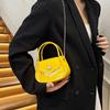 Fashionable Casual Handheld Small Square Bag 2024 Spring Popular New Simple Single Shoulder Diagonal Commuter Women's Bag