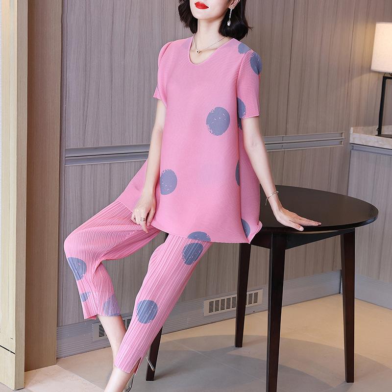 Plus Size Women Clothing Stretch Loose Pleated 2PCS Set Summer Polka Dot Round Neck Short Sleeve Top + Pencil Pants
