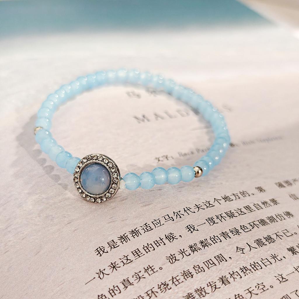Sky Blue Translucent Beaded Small Fresh And Sweet Bracelet, Light Luxury High-End Feeling, Simple Cold Feeling, Fashionable Temperament Bracelet