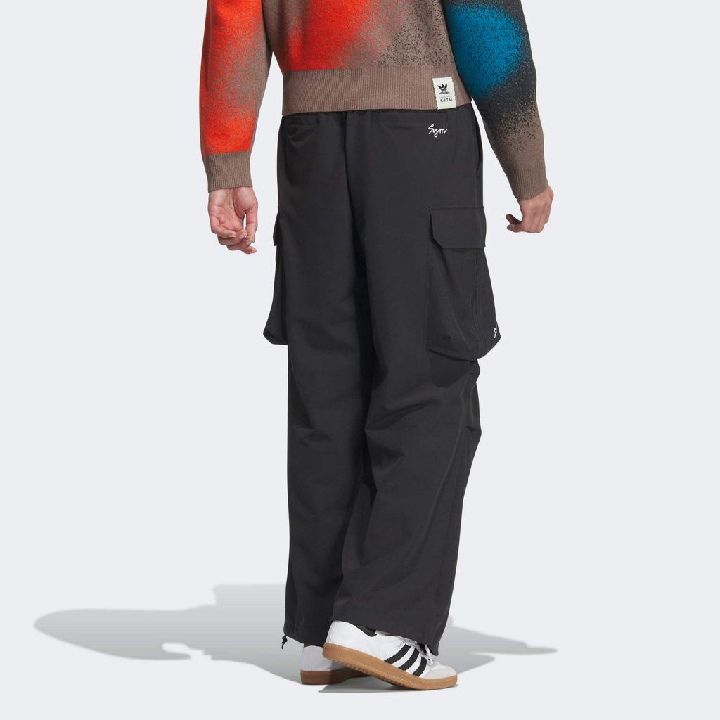 Adidas Originals Adicolor Series SS24 Relaxed Fit Straight-Leg Cargo Pants with 3D Pockets Men Bottoms Black JG1515