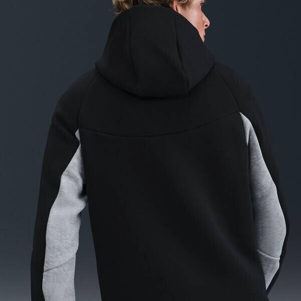 Куртка Nike Tech Full-Zip Windrunner Hoodie (HV0949) черный/темно-серый вереск/черный