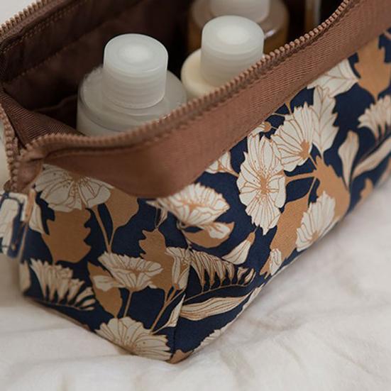 Высококачественная косметичка из привлекательного хлопка большой вместимости