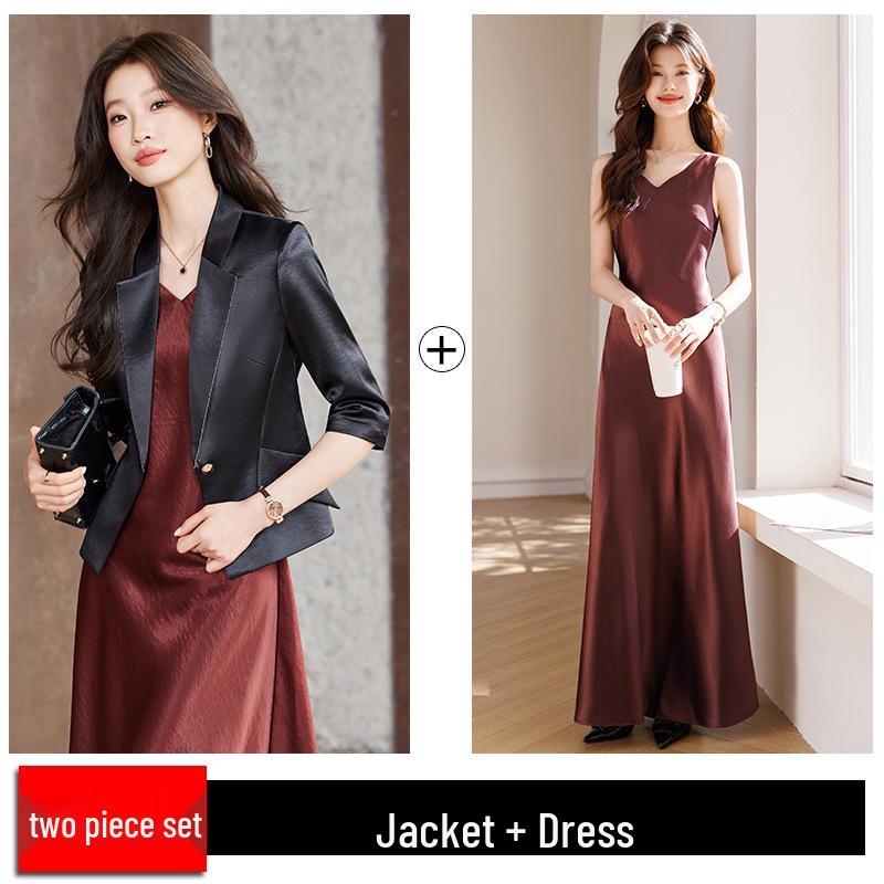 Женский костюм-двойка (блейзер и платье) из ацетатного сатина, для миниатюрных, - Коллекция Весна 2026