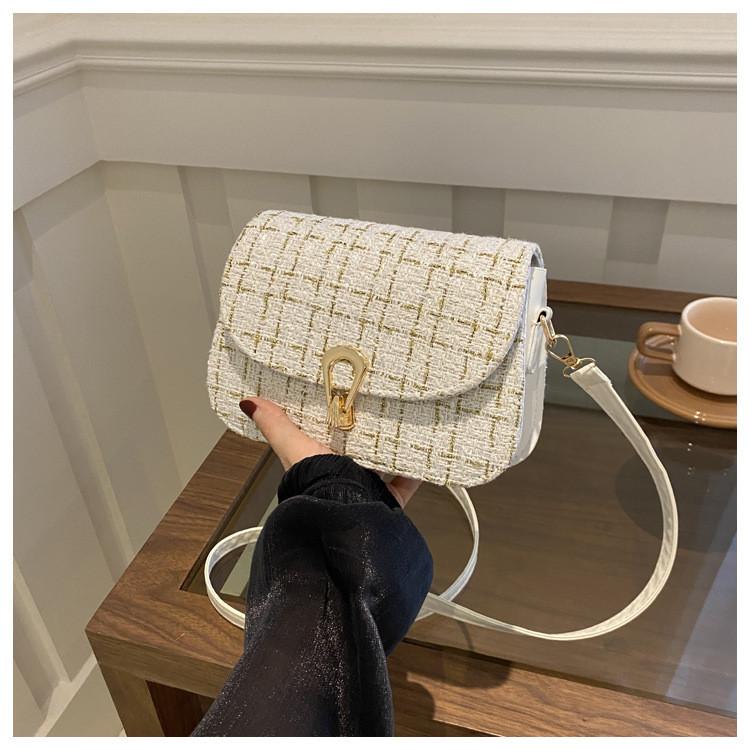 Stylish Plaid Small Bag For Women With Lock Closure For Daily Casual Use