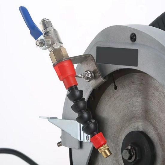 Сопло для удаления пыли Распыление охлаждающей жидкости Улучшает резку Продлевает срок службы секций Коррозионностойкий Фреза широкого применения Спринклер Принадлежности для режущего станка