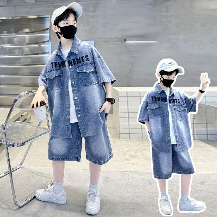 Мальчиковый джинсовый костюм летний детский с коротким рукавом рубашка шорты спортивный корейский костюм комплекты детский костюм