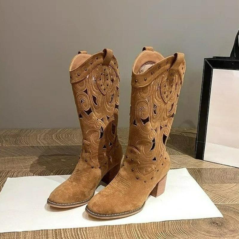 Fashion Women's Boots Hollow Embroidered Western Boots Retro Suede Cowboy Boots Chunky Heels Women Shoes Designer Rivet Mid-Calf Boot
