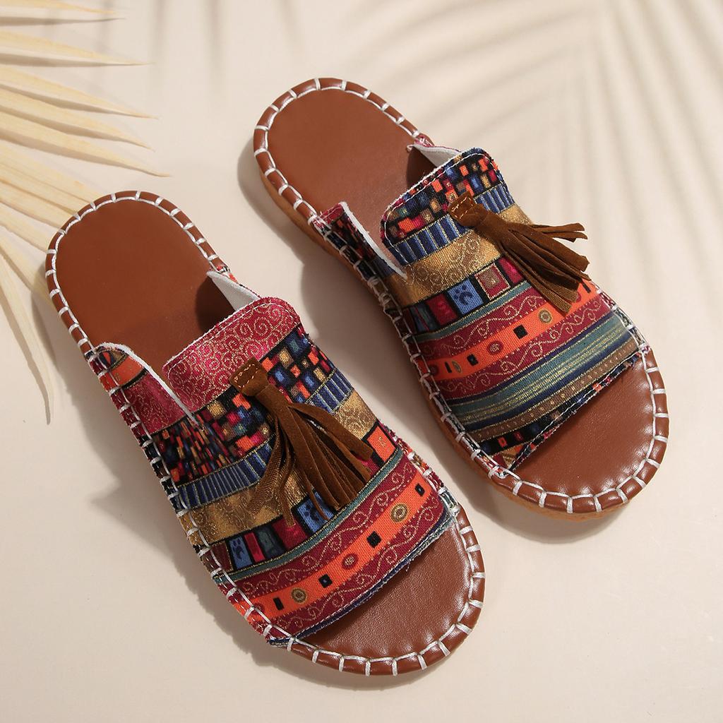 Large size flat slippers New European and American tassel beach shoe size in summer