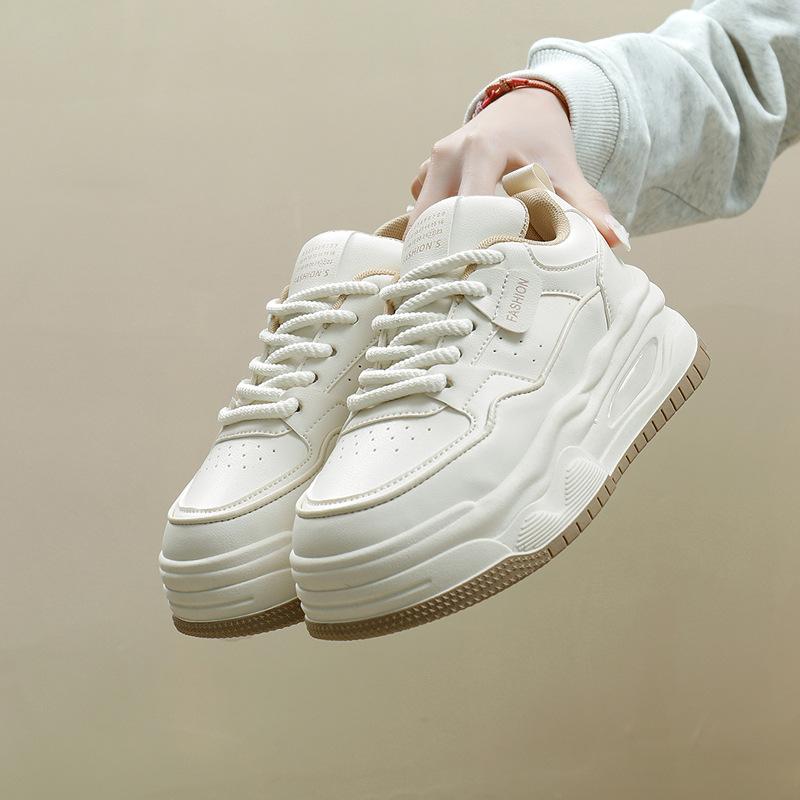 Белые туфли для женщин, новые весенние студенческие универсальные повседневные туфли, модные кроссовки с толстой подошвой