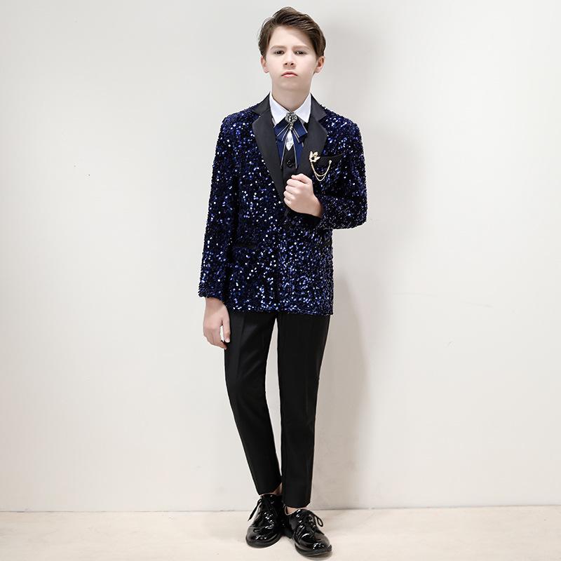 Красивый мальчишеский смокинг: Комплект с пайетками для выступлений и подиумов