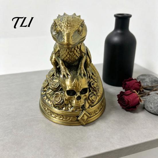 Gecko Skull Rose Ornament 3D Printed Skeleton Ornament, Gothic Resin Dark Academia Desktop Accessory Statue, Animal Sculpture for Halloween Home Party