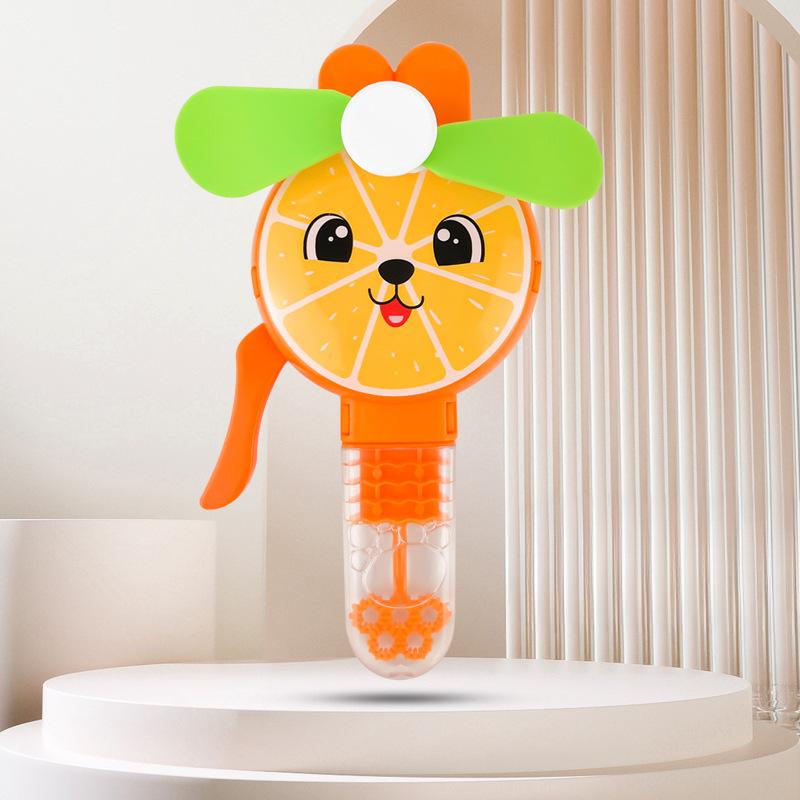 1 шт., креативный милый мультяшный фруктовый ручной вентилятор, создатель пузырей, 2 в 1, летний уличный портативный детский мини-пластиковый ручной вентилятор, игрушка