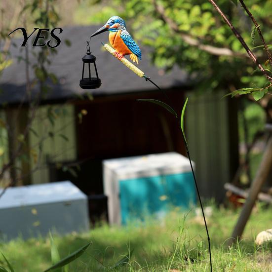 Warm Yellow Solar Light Garden Bird Light, Outdoor Hummingbird Kingfisher Lantern with Shaped Stake, Automatic On/Off Pathway for Yard Lawn
