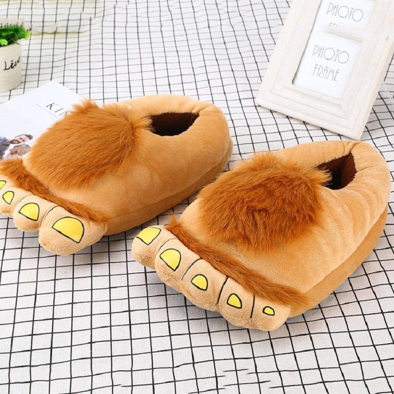 Fashionable Men's Wild Paw Slippers Home Fluffy Cotton Shoes Plus Size Mens Creative Animal Foot Shape Shoes Big Feet Fur Slides