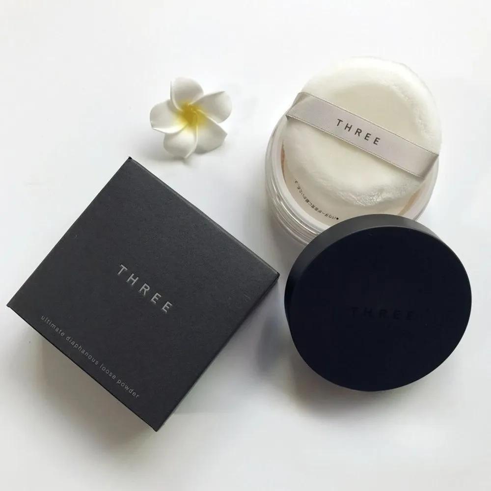 THREE Natural Setting Powder