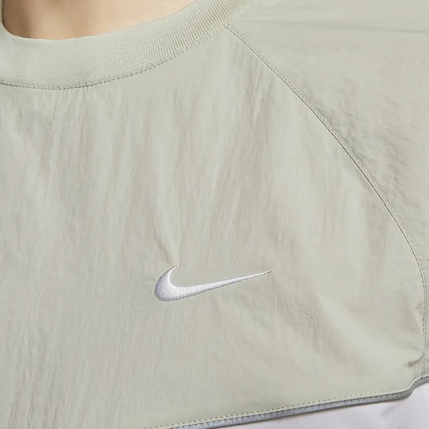 Nike Толстовка с круглым вырезом и принтом логотипа Swoosh Color-Block, мужские топы, цвет Light-Bone DX0661-072