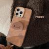 Кожаный Коричневый Пес Подходит для Iphone16 Чехол для IPhone 14pro Max Ретро Подставка 15 Плюшевый Шарик 13