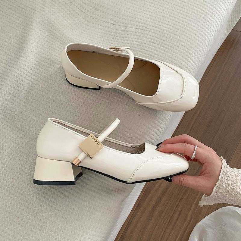 Модный темперамент серебристый ретро толстый каблук легкий вырез туфли-лодочки женские 2025 новый летний французская юбка туфли Мэри Джейн
