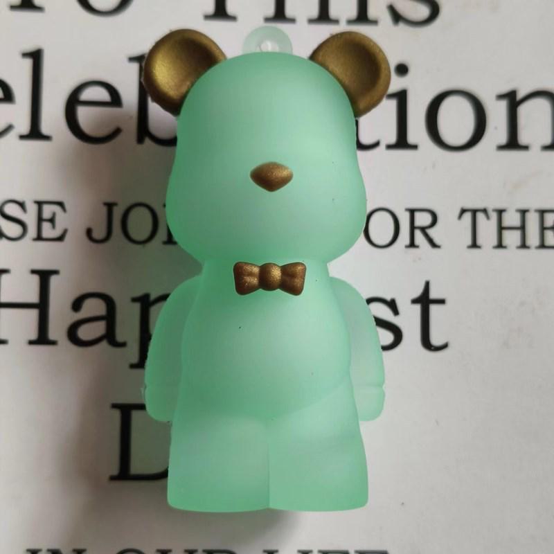 Крутой силиконовый брелок в виде медведя с молнией для сумок и машин