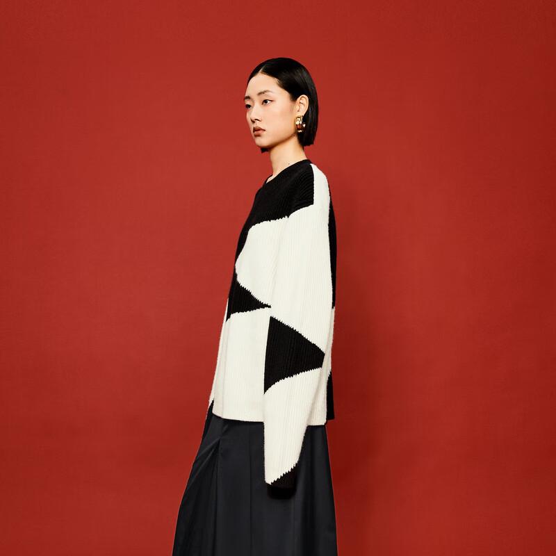 LESS 2024 Winter Round Neck Long Sleeve Pullover Sweater 2OB313740