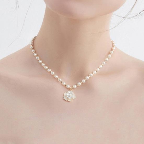 Women Girl Faux Camellia Necklace Flower with White Pearl Pendant Temperament Dressing-Up Beaded Faux Pearl