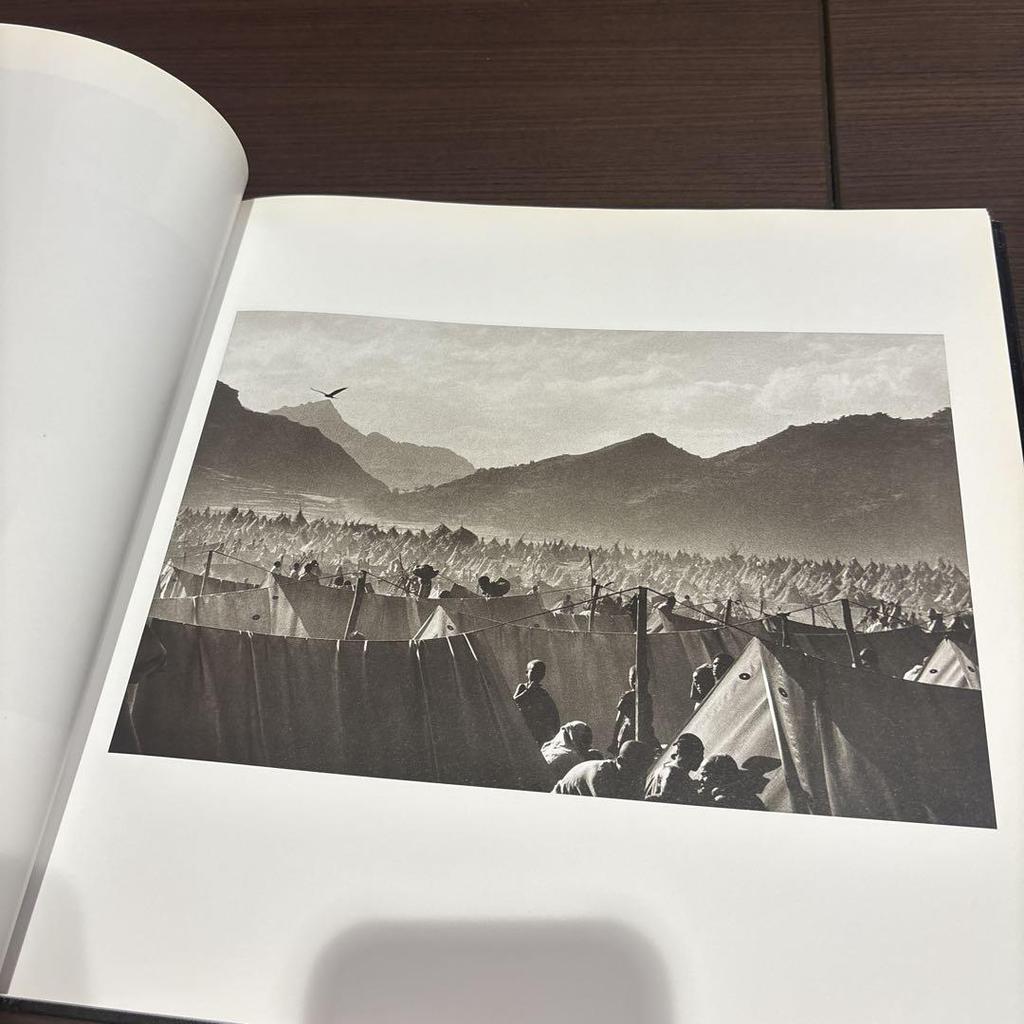 [Б/У] Доставка включена САХЕЛЬ КОНЕЦ ПУТИ Иностранная книга Художественный фотоальбом