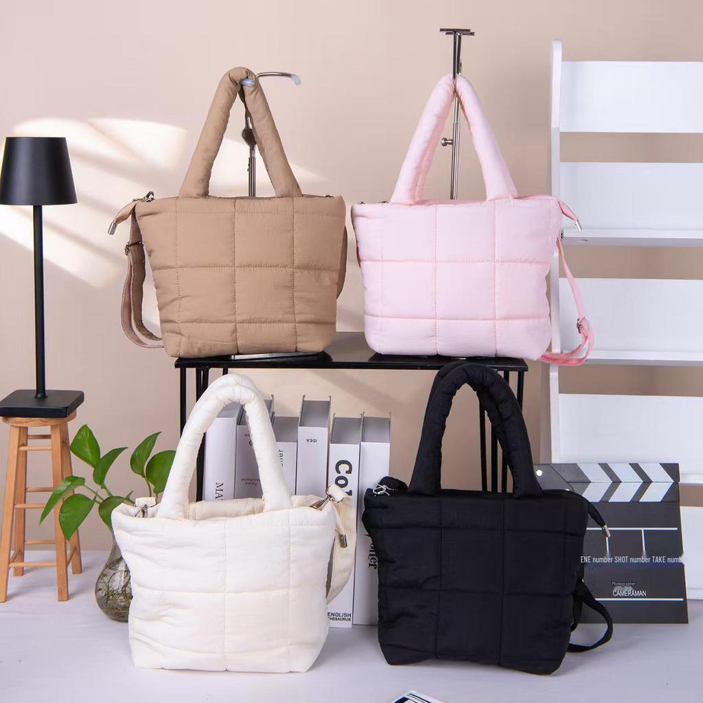 Большая стеганая косметичка на плечо - Повседневная, для путешествий и ежедневного использования