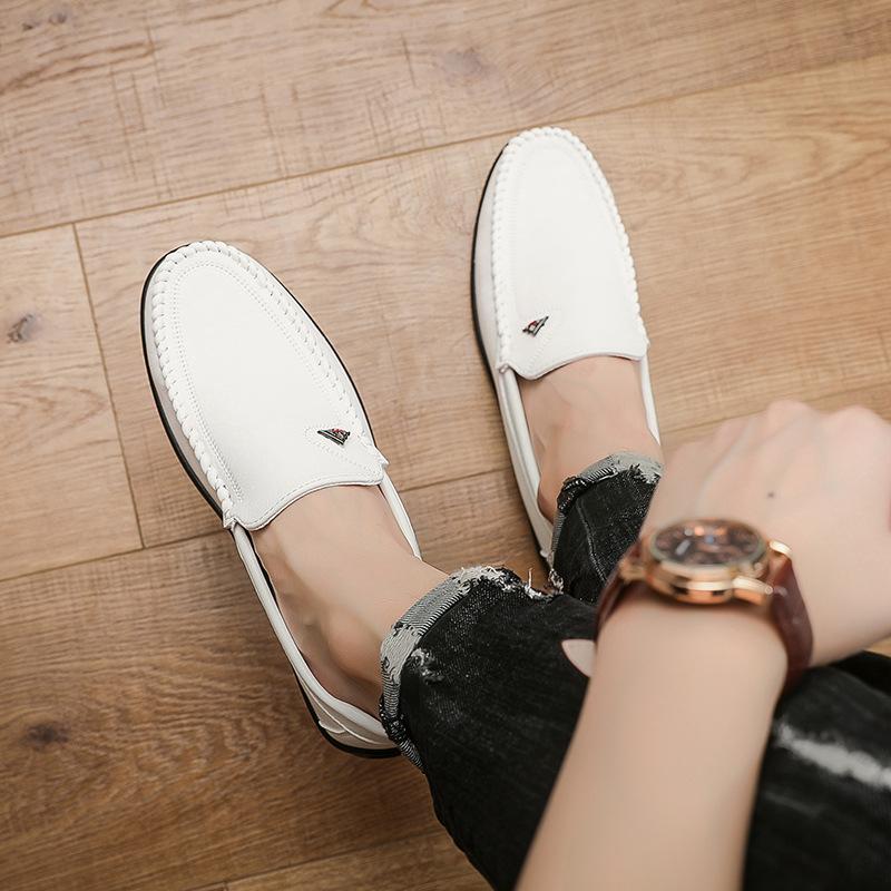 Summer New Leather Shoes Doudou Shoes Men's Soft, Comfortable and Breathable Foot Cover One Pedal Driving Shoes Casual Small Leather Shoes