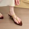 2025 Новые летние женские сандалии-шлепанцы с перекрестными ремешками и открытым носком, с заостренным ремешком между пальцем, пляжные шлепанцы, повседневная подошва, модные сандалии