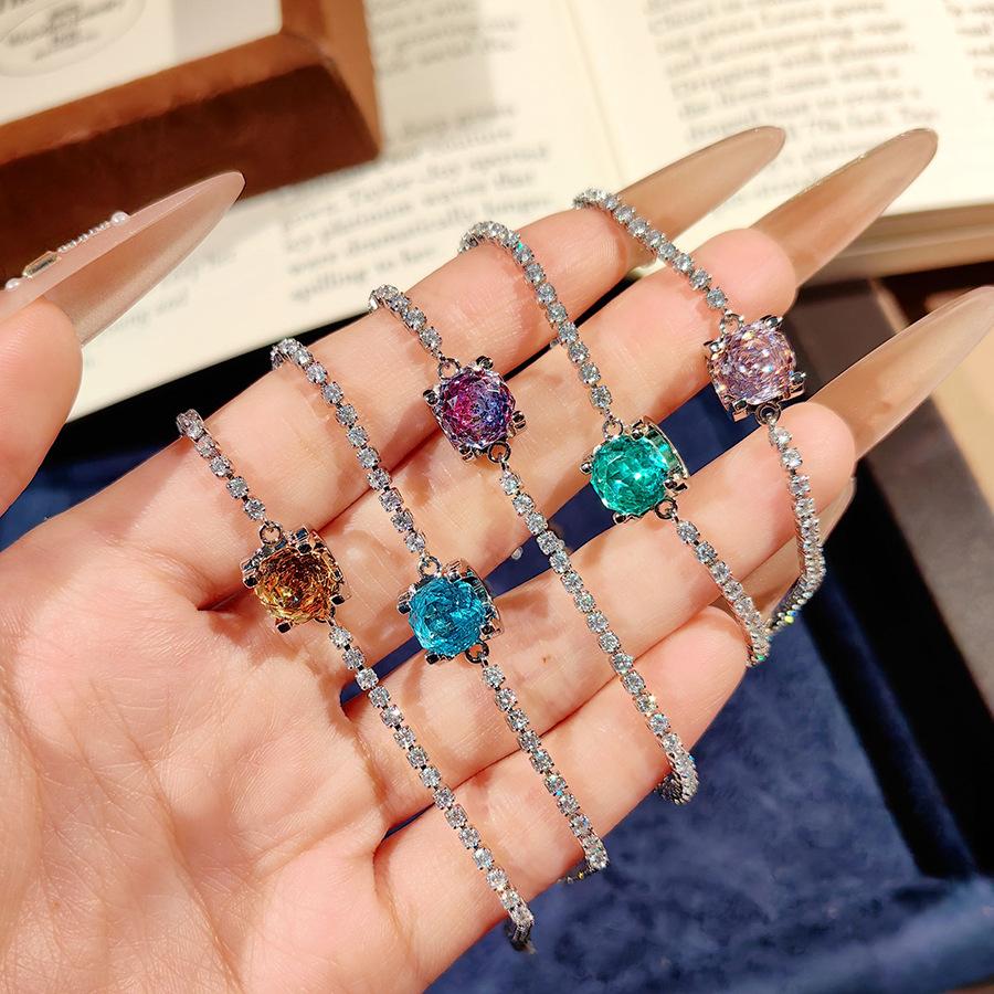 Классическое ожерелье-подвеска 'Голова быка' с розовым звездчатым анисом, огранка 'роза', параиба, красочные серьги-пусеты с бриллиантами, кольцо с розовым бриллиантом, браслет цвета морской волны