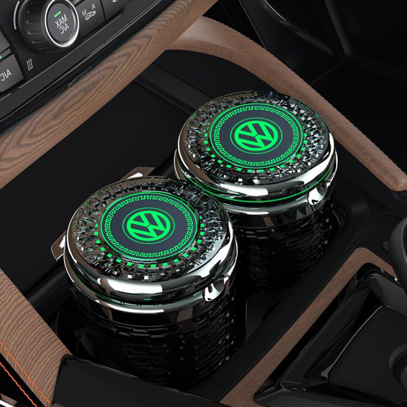 Car LED Ashtray Atmosphere Light Ashtray For VW Golf Amarok T5 Phaeton GTI ID3 Car Flame Retardant Cigarette Holder Cup keychain zh6