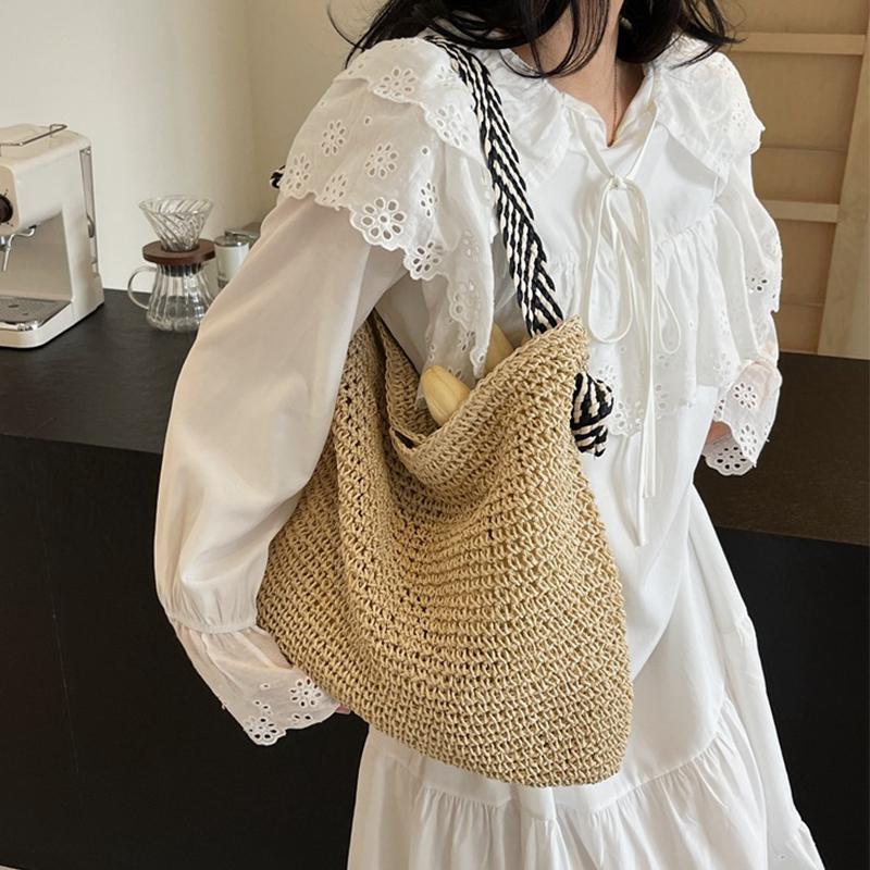 Big Capacity Straw Beach Bag Vintage Handmade Woven Shoulder Bag Raffia Rattan Handbag Bohemian Summer Vacation Crossbody Bags