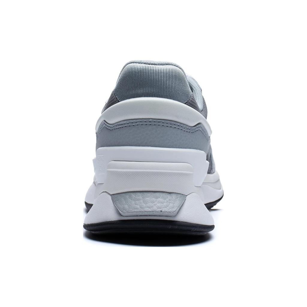 Li Ning 001 Chuxin V2 износостойкие дышащие низкие спортивные повседневные туфли мужские кроссовки серые белые AGCT017-3