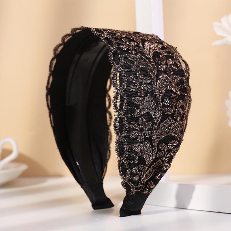 White Hair Covering Non-Slip Teeth Headband with Wide Edge and Lace Versatile Design.