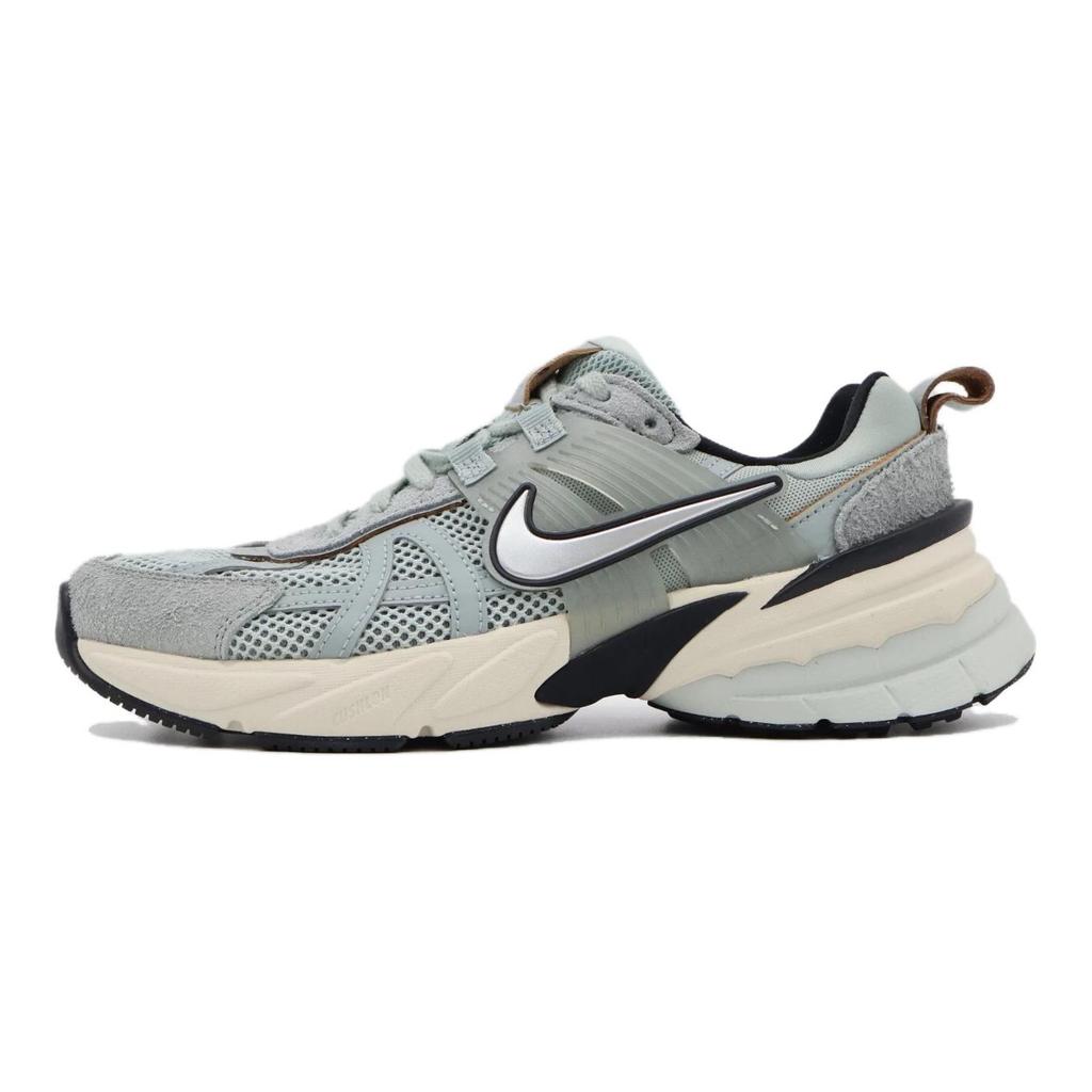 Nike Женские кроссовки V2K Run Light Pumic Black Chrome FN6703-003