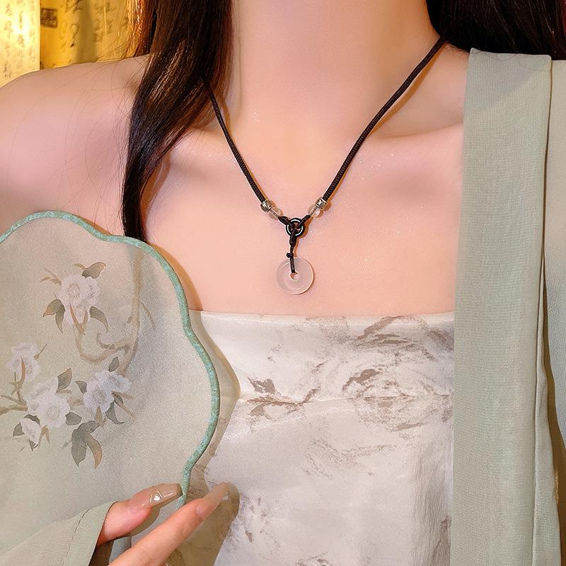 New Retro Feather Necklace, Ethnic Style, Layered Bead, Collarbone Chain, Long Bohemian Accessory