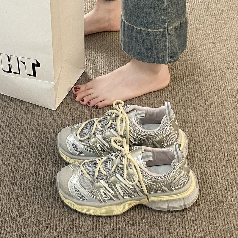 2025 New Summer Breathable Mesh Dad Shoes Women's Thick-soled Versatile Lightweight Soft-soled Ultra-light Sports Shoes