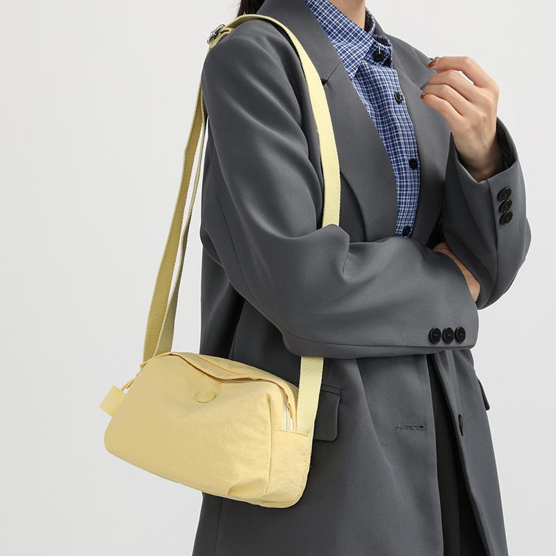 Женская наплечная сумка однотонная сумка кроссбоди водоотталкивающая нейлоновая сумка