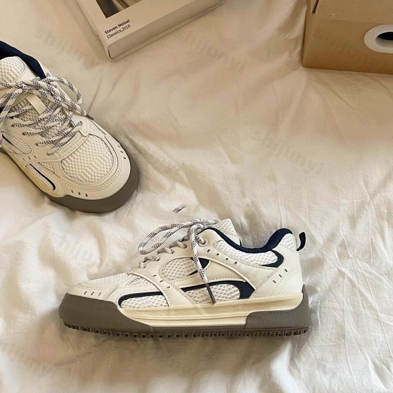 Модные женские белые кроссовки 2025 Лето Новые Сетчатые Дышащие Уличные Нескользящие Кроссовки Модная Шнуровка Удобная Повседневная Обувь