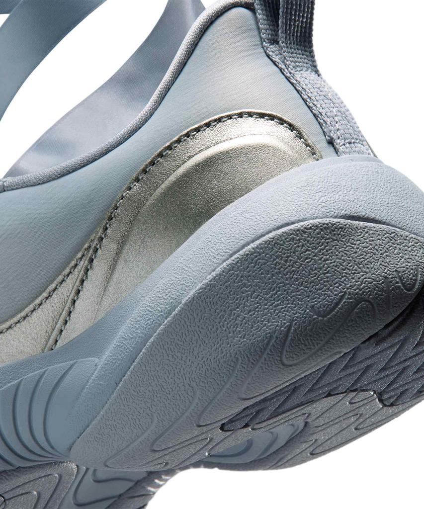 Nike Jordan Point W - Metallic Silver:Smoke Grey:Photon Dust / Ib8597-002