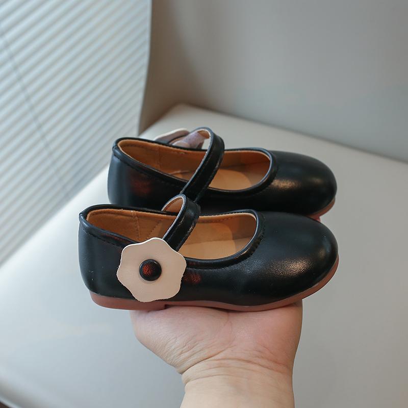 Обувь для девочек из кожи, детские туфли на плоской подошве с цветами, простые классические туфли принцессы, шикарные детские туфли, весна-осень 2024, абсолютно новые, мягкие