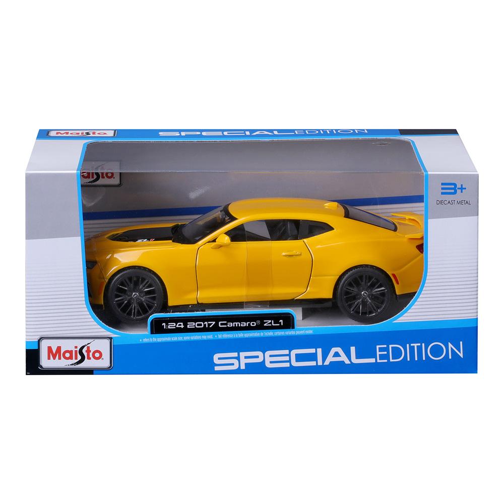 Maisto 1:24 New 2017 Chevrolet Camaro ZL1 simulation alloy car model crafts decoration collection toy tools gift