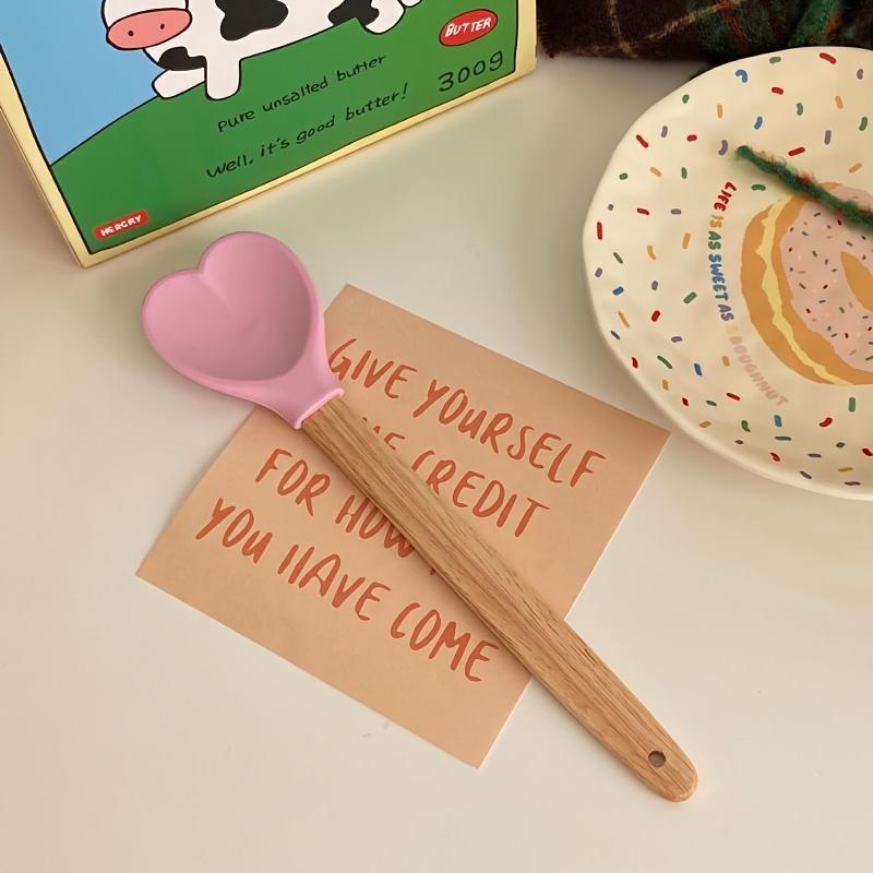 1PC Silicone Scraper, High Temperature Resistant Cream Spatula, Cake Stirring Tool, Household Baking Utensils, Food Grade Heart-shaped Jam Scraper