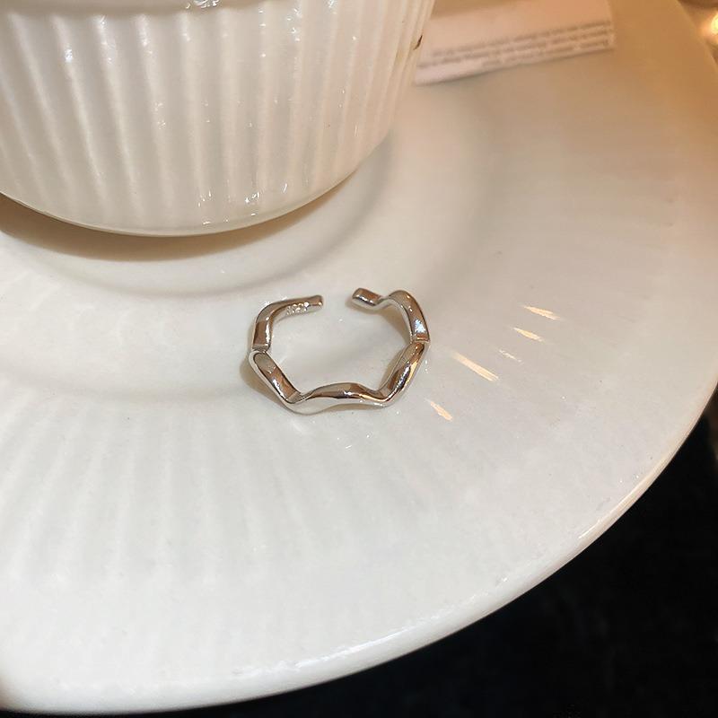 Геометрическое кольцо Xiaohongshu Кольцо на указательный палец Высококлассная бижутерия Женщины