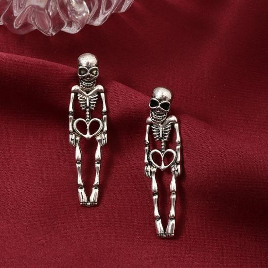 1 Pair Women Halloween Earrings Skeleton Shape Punk Exaggerated Polished Alloy Skull Jewelry Club Party Ear Jewelry