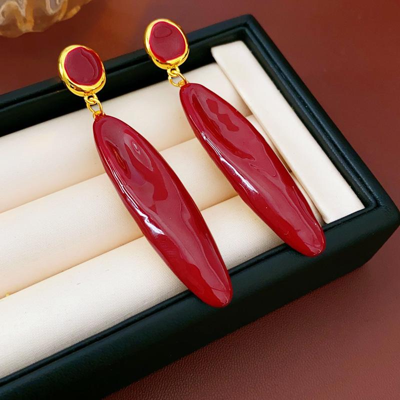 Серебряная игла Анкара красные серьги-гвоздики с сердцем, модный темперамент, новые серьги, легкая роскошь, высокий стиль, осень и зима